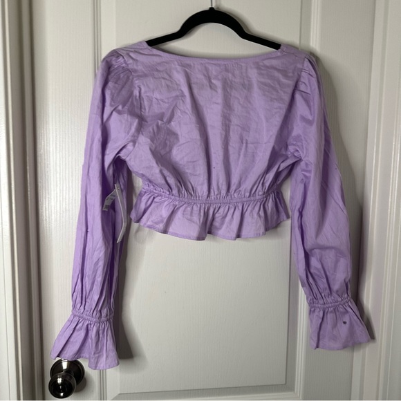 LILY STAR NWT Purple Lilac Ruched Tie-Front Puff Sleeve Crop-Top - Picture 5 of 5